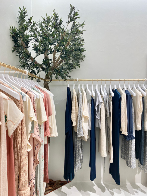 Shop Hoss Intropia / Tendam Global Fashion Retail